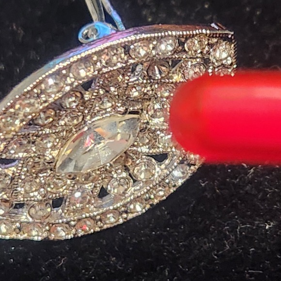 Kenneth Jay Lane Silver Tone Rhinestone Marquise Clip On Statement Earrings - Picture 12 of 13